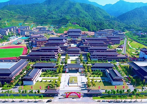 江西龙南索求创新“生态建复+高档教育”融合模式