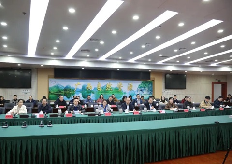 广西部署耕地；ず秃由铰袒占渥ㄏ罟婊僭旃ぷ “破局”耕林空间矛盾